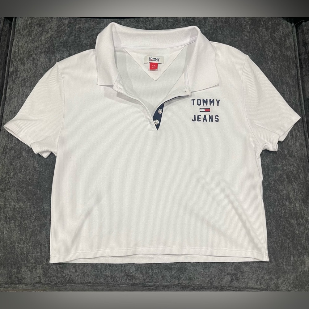 Tommy Hilfiger Button up Cropped Collared Tee